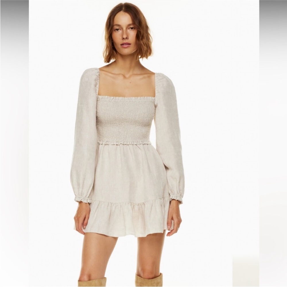 Aritzia Women's Cream and Tan Dress